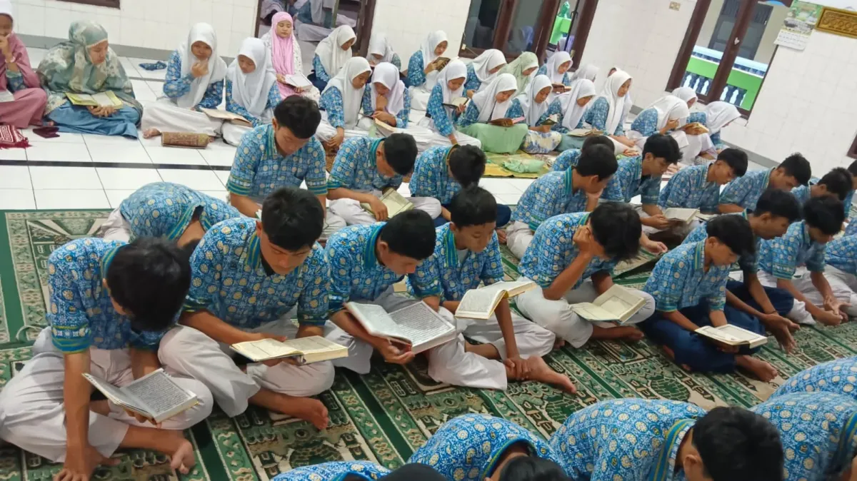 Pembiasaan Keagamaan